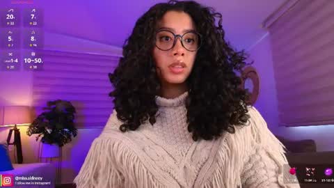 Amy Olivera online show from July 16, 1:06 pm