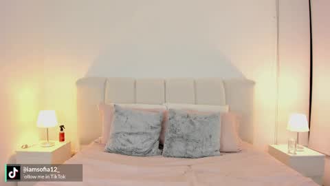 Sofia Alvarez online show from May 27, 12:07 am