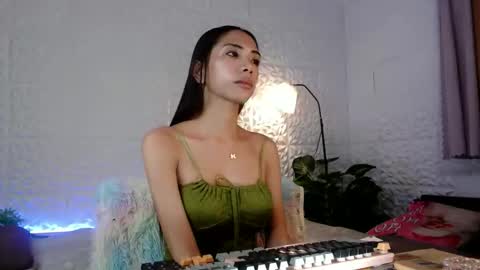 IM SUGAR online show from May 19, 11:00 pm