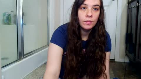 Bella online show from August 8, 4:53 pm
