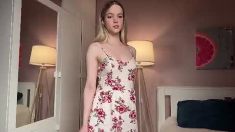 Emily online show from July 30, 11:48 pm