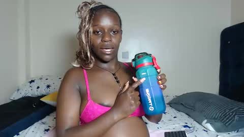 Cherie Independent model online show from May 16, 12:40 am