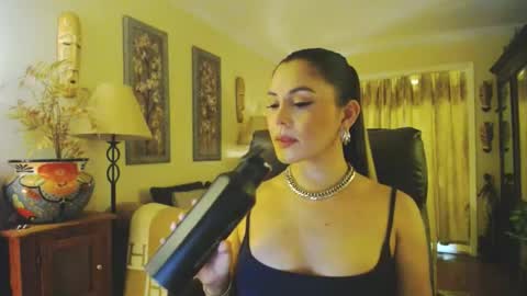 Snapshot of missbrownx chatting on July 7, 8:57 pm Brownie -P online show from July 7, 8:57 pm