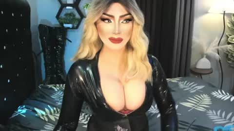 PRIESTESS CHANNEL online show from June 28, 10:16 pm