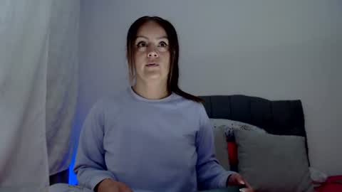 misscheelsee_as online show from July 2, 3:23 am