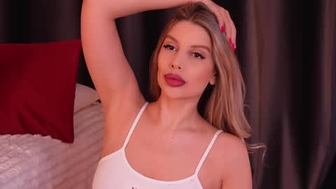 Claire online show from May 1, 7:07 pm