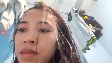 missdelicious79431 online show from April 22, 4:37 am