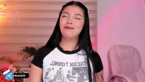 Julieta Arboleda   but i like call me esme online show from December 15, 7:40 pm