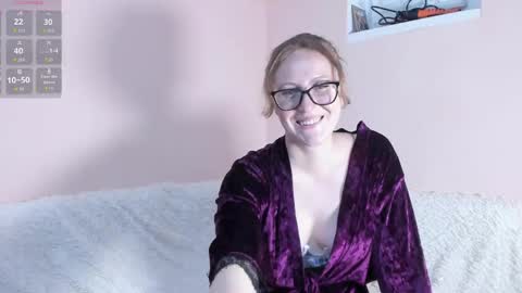Snapshot of missgingerr chatting on April 25, 7:11 pm MissGinger online show from April 25, 7:11 pm
