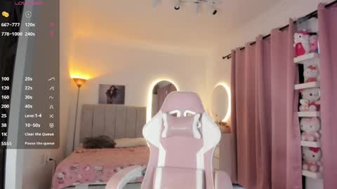 Gisell   Gigi online show from June 1, 1:57 pm