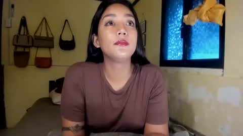 Snapshot of missindependent999 chatting on April 15, 6:31 am jj online show from April 15, 6:31 am