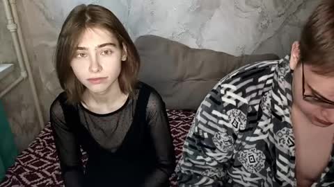 Ashley and Alex online show from June 3, 3:09 am
