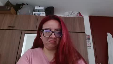 Snapshot of misslady__eva chatting on July 17, 2:02 pm eva online show from July 17, 2:02 pm