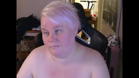 misslj90 online show from June 1, 7:48 pm