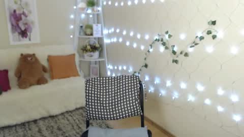 Li  online show from December 7, 4:03 pm