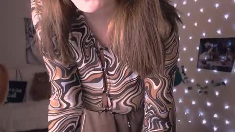 Li  online show from December 20, 3:52 pm