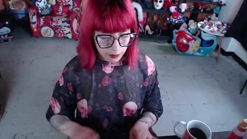 Miss Mia online show from February 16, 6:37 pm