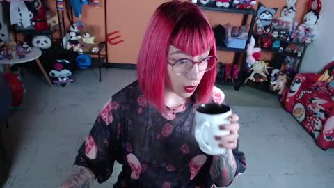 Miss Mia online show from April 13, 12:43 pm