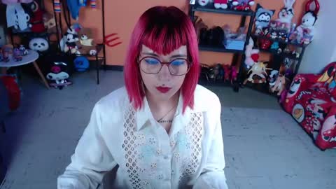 Miss Mia online show from April 14, 10:21 am