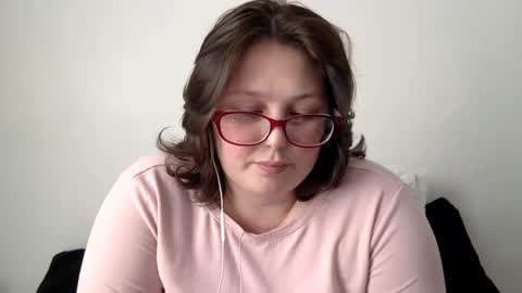 Snapshot of missmistressmal chatting on May 7, 7:41 pm missmistressmal online show from May 7, 7:41 pm