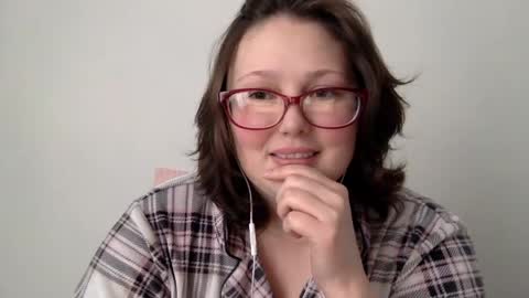 Snapshot of missmistressmal chatting on May 31, 1:18 pm missmistressmal online show from May 31, 1:18 pm