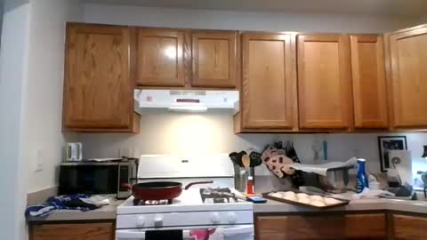 MissMona online show from March 21, 9:29 pm