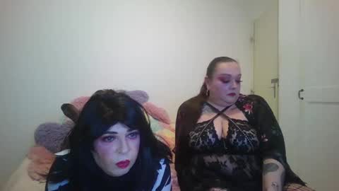Snapshot of missnadiax06 chatting on February 15, 9:37 pm Missnadiax06 online show from February 15, 9:37 pm