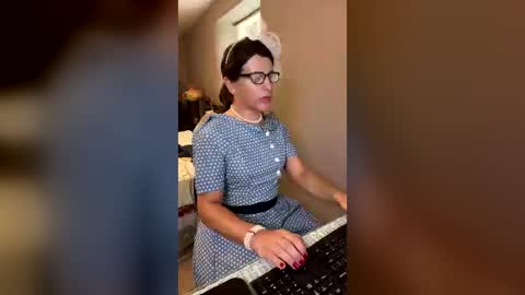 Snapshot of missnicolenicolenicole chatting on July 23, 4:16 pm Nicole Smith online show from July 23, 4:16 pm