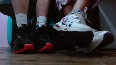 TELL ME MISS online show from February 9, 4:33 pm