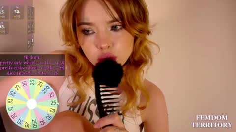 Misss Lola Angel online show from June 18, 4:33 pm