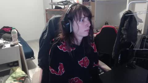 missthon online show from March 10, 11:15 am