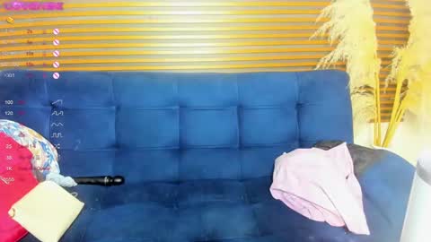 missvalery1 online show from January 15, 11:30 pm