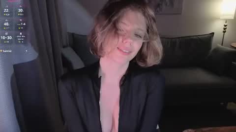 Polly online show from July 12, 10:01 pm