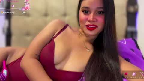 Snapshot of missxthalia697 chatting on June 28, 1:44 am Miss. Thalia online show from June 28, 1:44 am