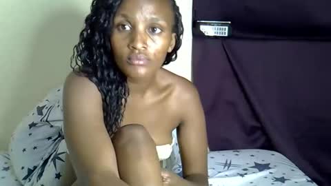 missxynn online show from May 16, 7:34 pm