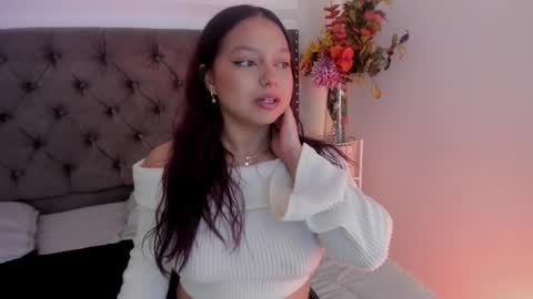 Miss online show from January 10, 9:30 pm