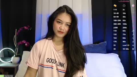 Missy Cruz online show from August 9, 12:01 am