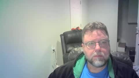 Mr. Happy online show from February 4, 6:30 am