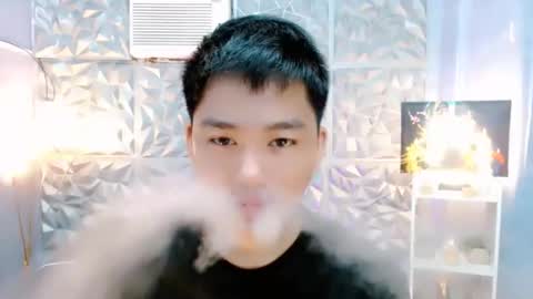 Snapshot of mister_officer chatting on December 19, 4:30 am SAINT SACHI will make your day online show from December 19, 4:30 am