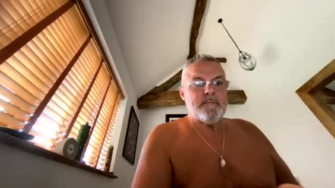Misterblivs online show from July 26, 8:10 am