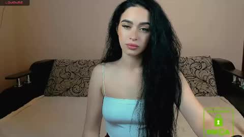 mistic_fox online show from May 19, 5:41 pm