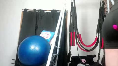 Snapshot of mistressgoddessanastasia chatting on February 2, 5:28 am mistressgoddessanastasia online show from February 2, 5:28 am