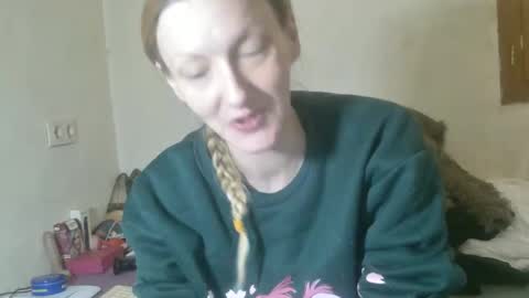 mistressmilly32 online show from April 7, 8:15 am