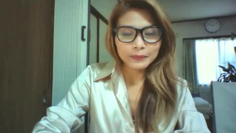 mistressneonata online show from April 14, 4:51 am