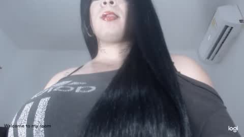 Snapshot of mistressxxalice chatting on June 8, 9:37 pm ALICE MADANE online show from June 8, 9:37 pm