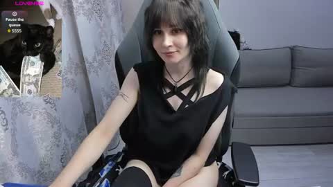 misty_dark online show from June 18, 10:52 am