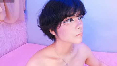 Snapshot of misty_miu chatting on October 6, 5:05 am Misty online show from October 6, 5:05 am