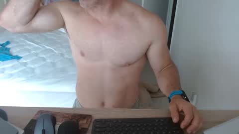 Snapshot of mitcheli chatting on February 12, 3:27 pm Onlyfans online show from February 12, 3:27 pm