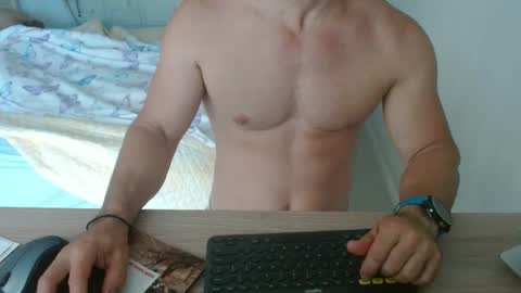 Snapshot of mitcheli chatting on October 13, 1:44 pm Onlyfans online show from October 13, 1:44 pm