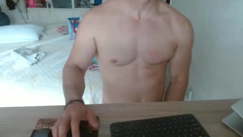 Snapshot of mitcheli chatting on January 6, 4:21 pm Onlyfans online show from January 6, 4:21 pm